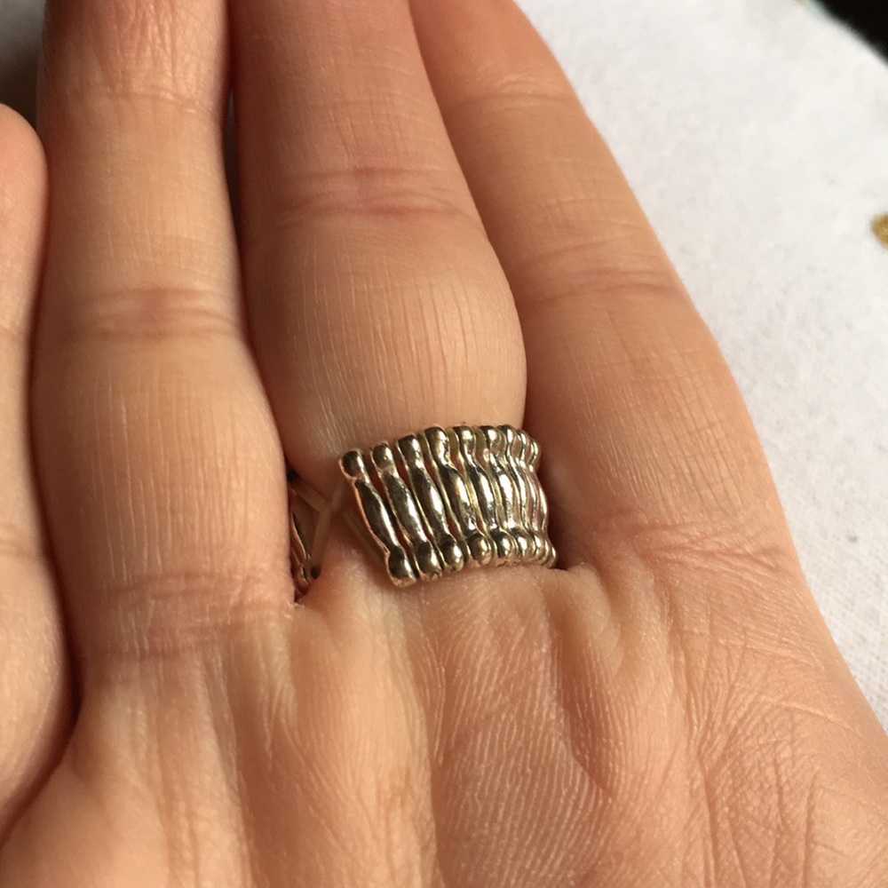 Statement Ring - Picture 3 of 3